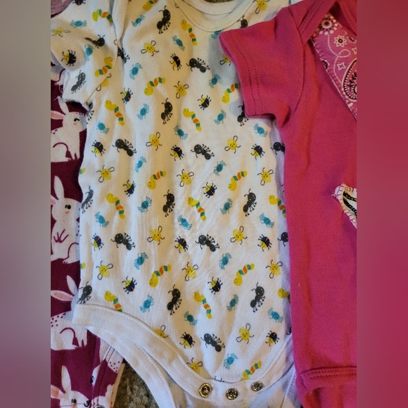 Baby girl onesie - Picture 4 of 8